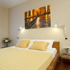 https://venice-certosa-hotel.hotelslidodijesolo.com